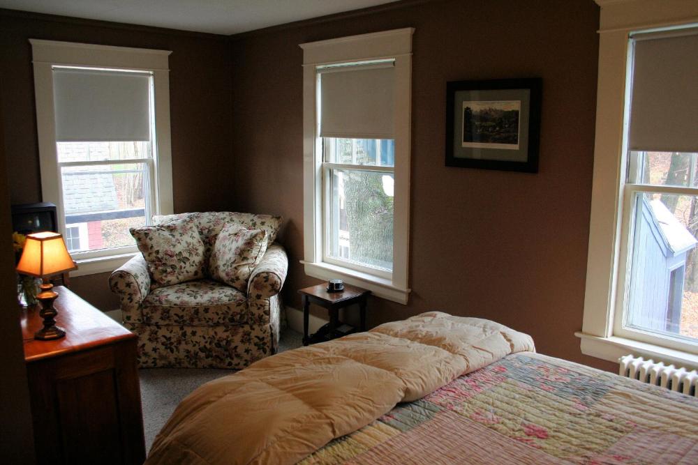 Standard Double Room interior